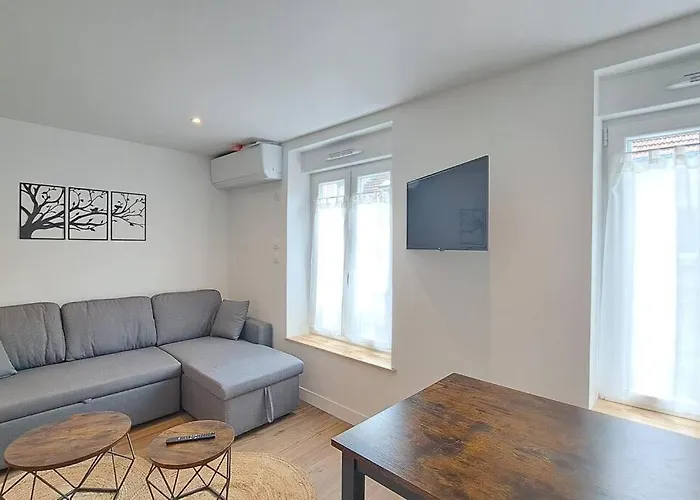 Marbella, Agreable Appartement A Reims